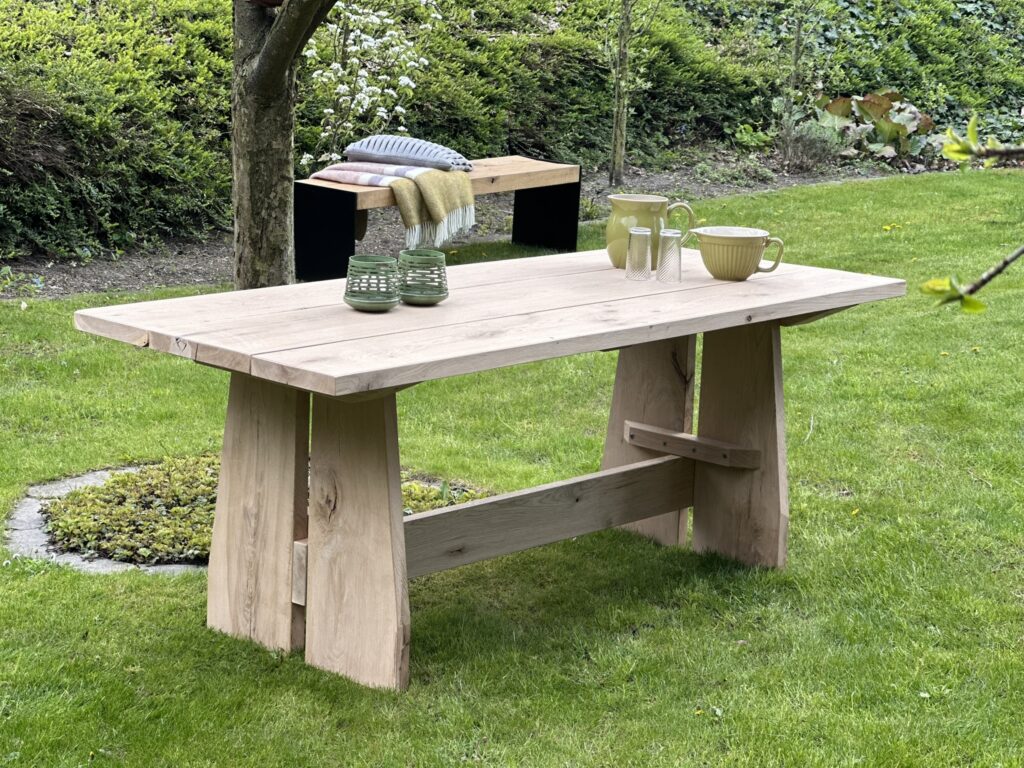 Eichen Outdoortisch