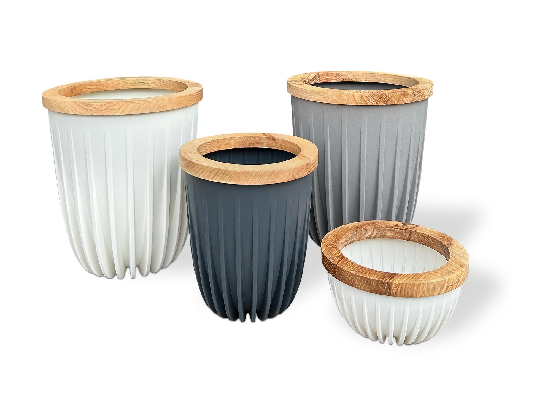Blumentopf mit Holzring aus Esche