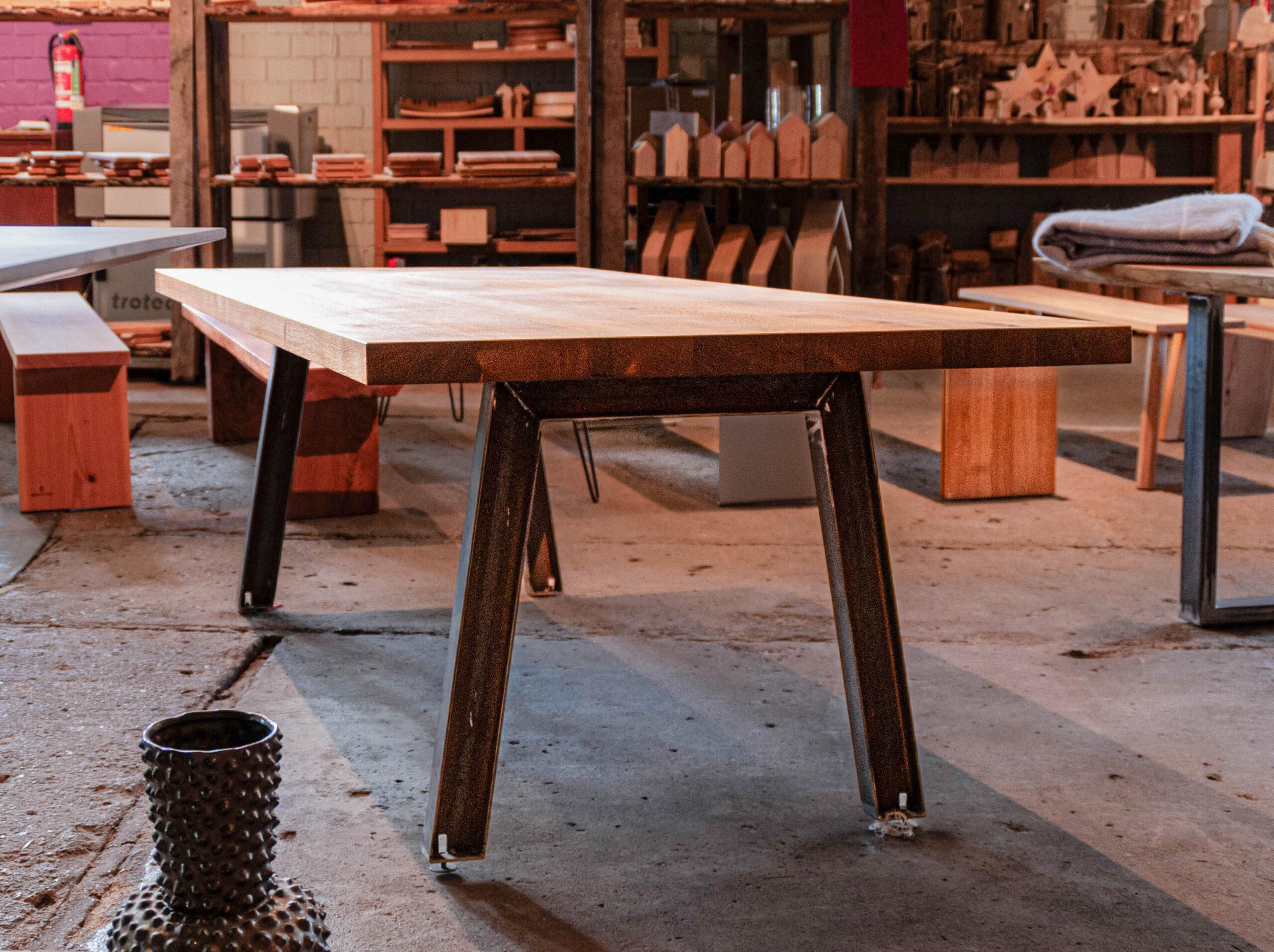 Esstisch Eiche geräuchert