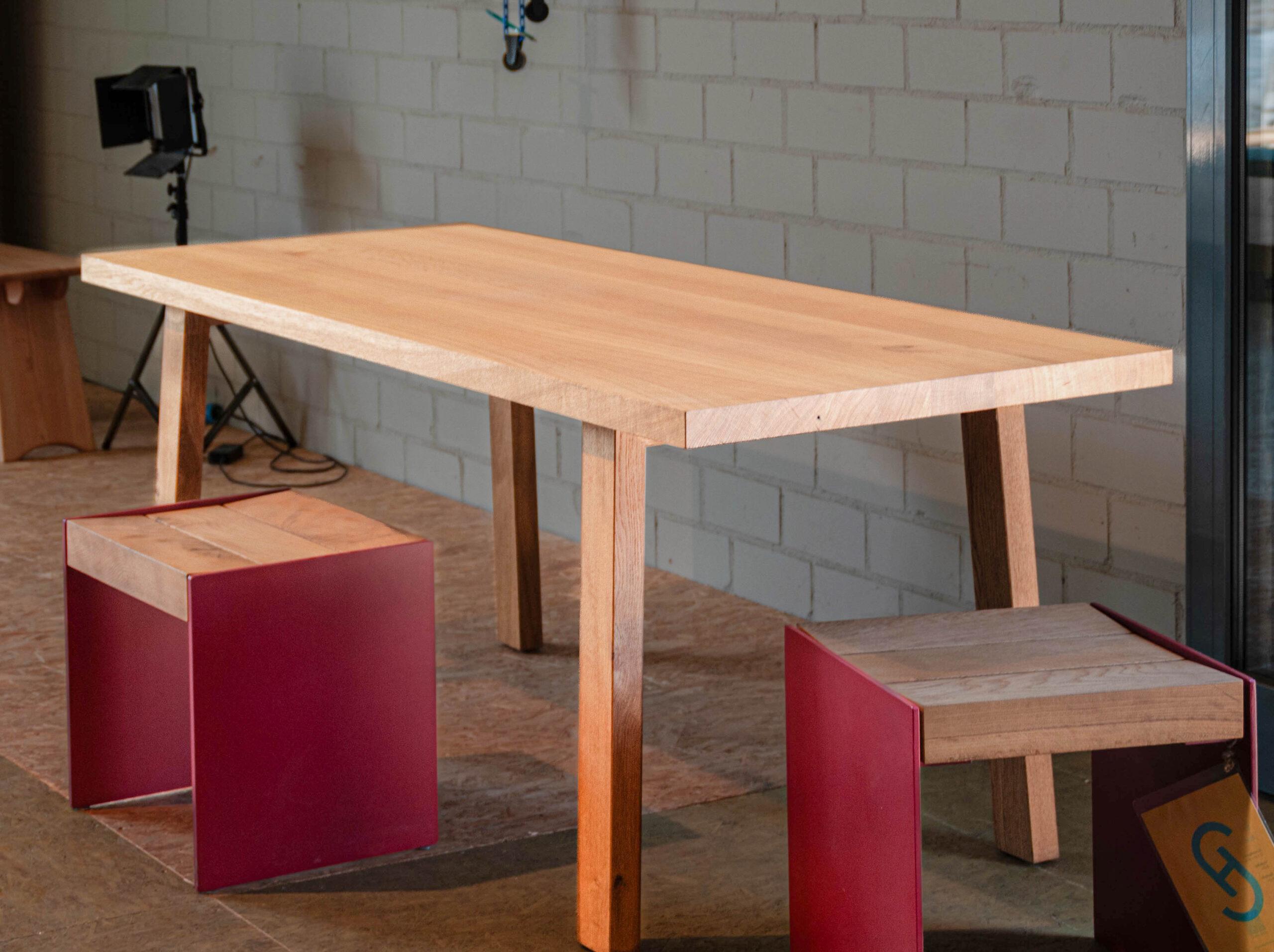 Esstisch Eiche mit Holzgestell