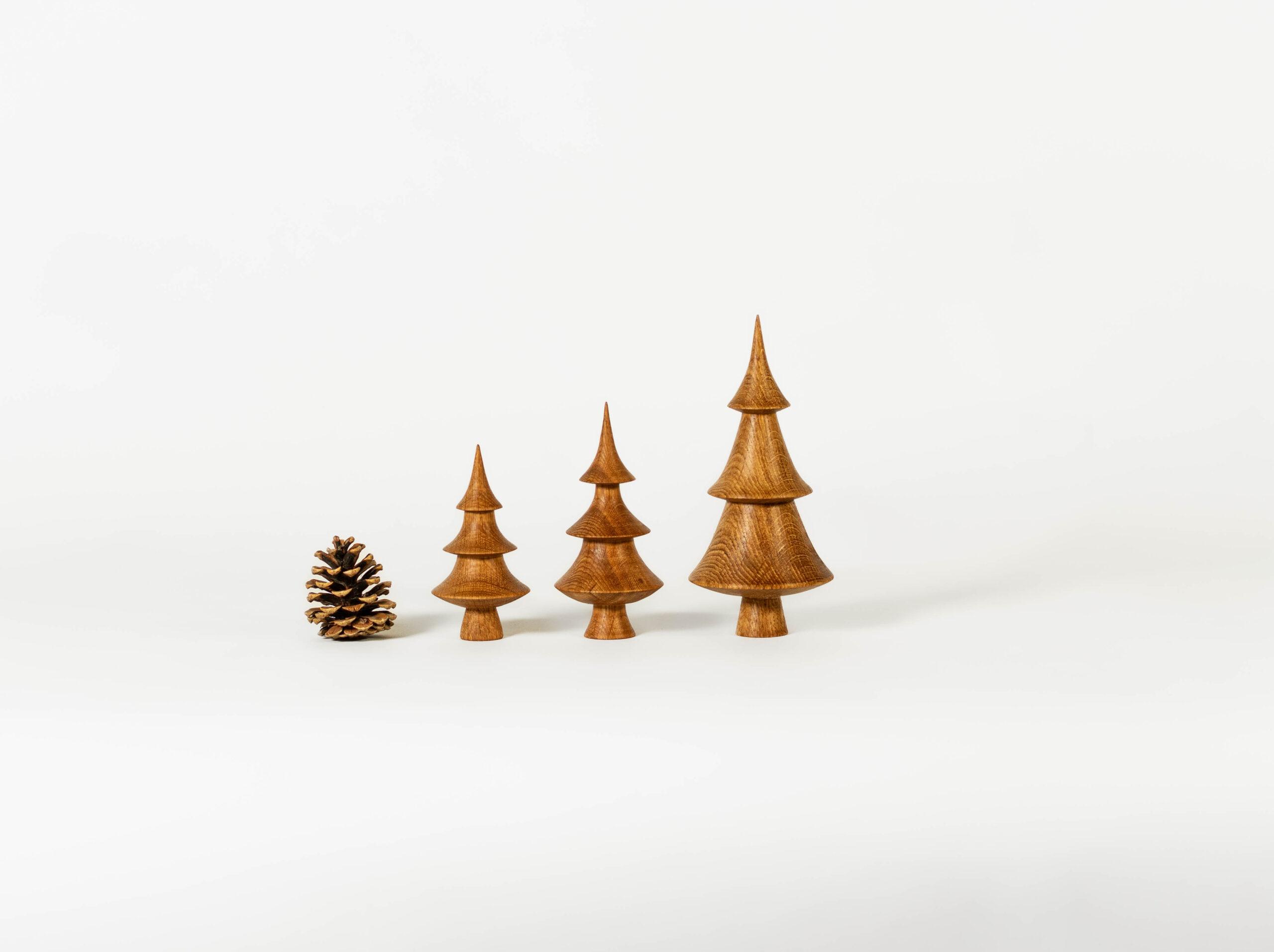 Tanne 22 cm handgedrechselt aus Eiche – Bild 6