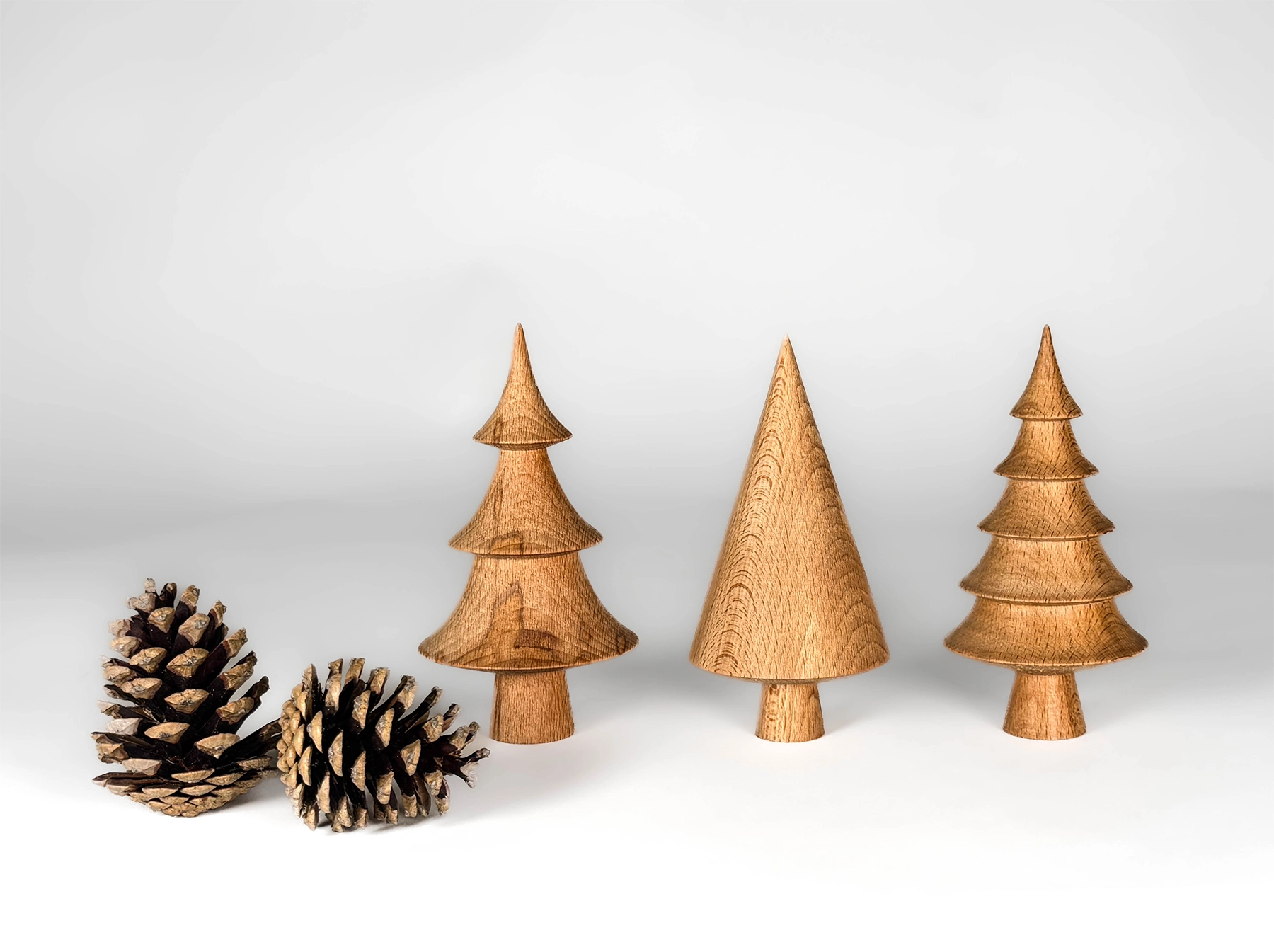 Tanne handgedrechselt aus Buche - 12,5 cm