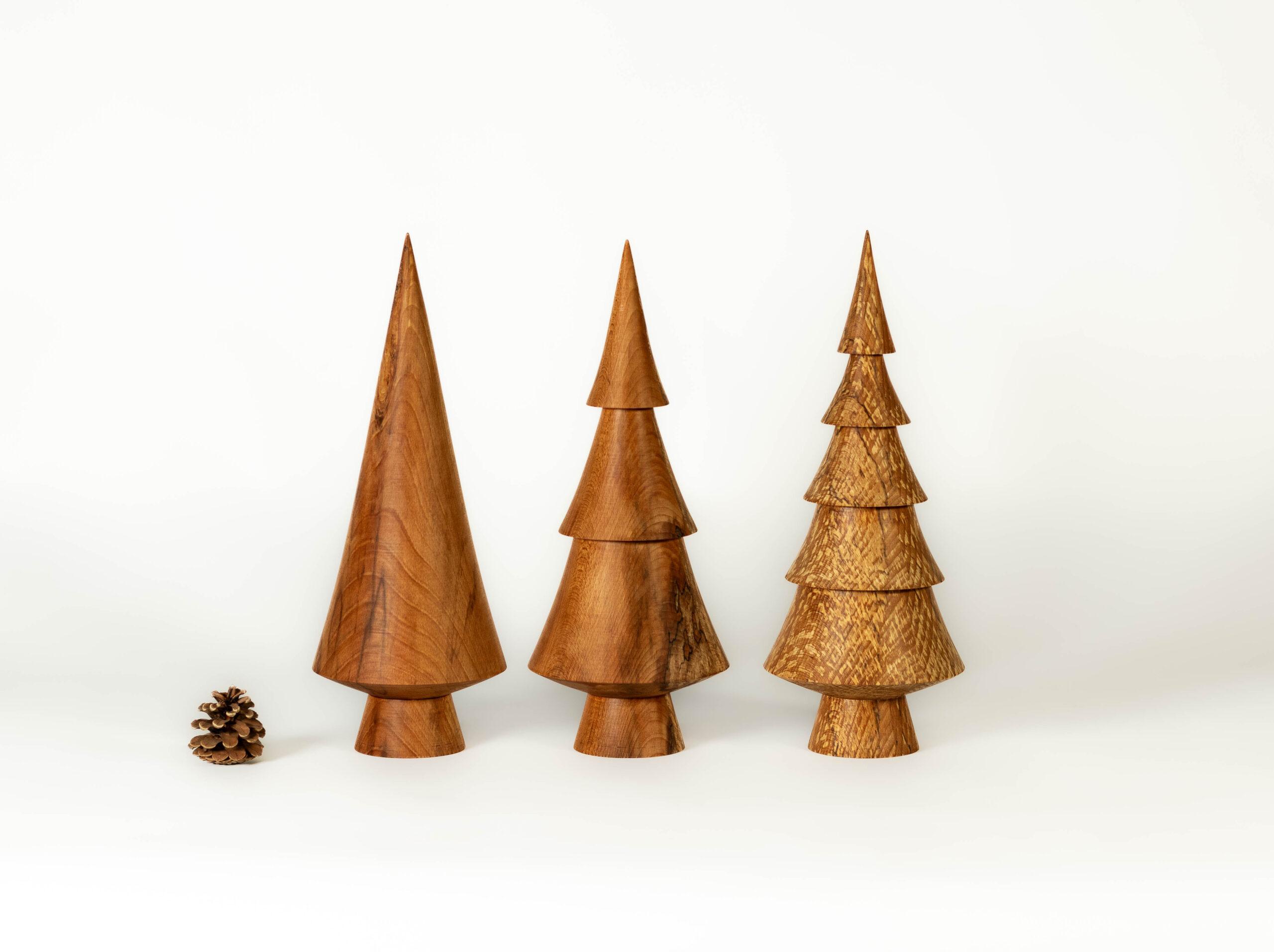 Tannen 40 cm handgedrechselt aus Buche